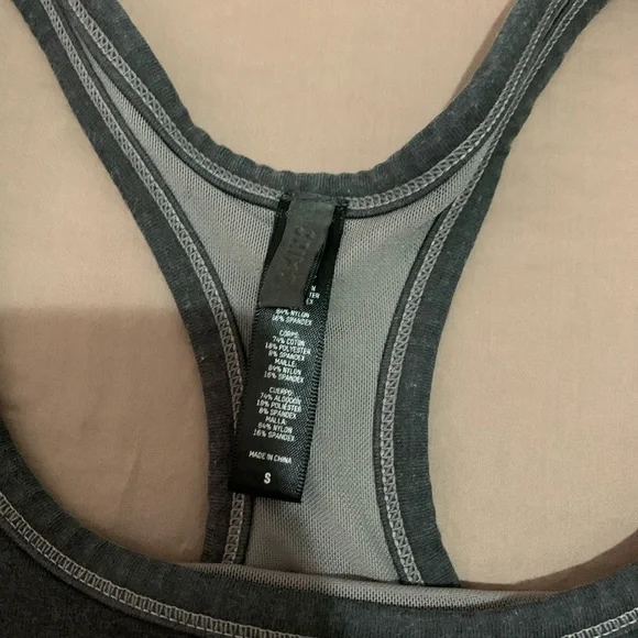 Skims outdoor mid thigh bodysuit - Picture 2 of 4